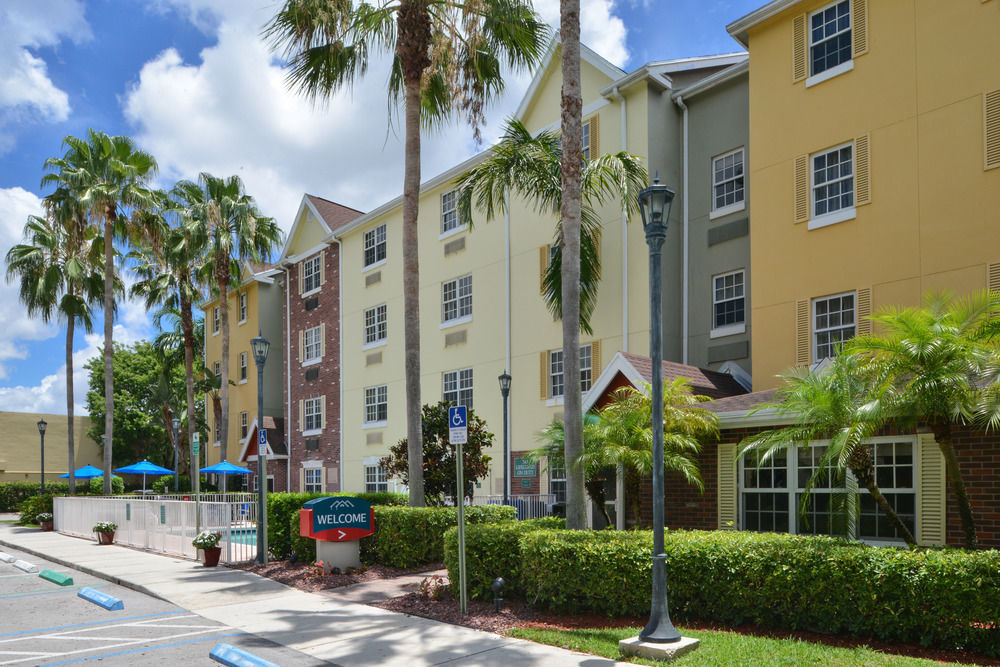 Towneplace Suites By Marriott Miami Airport W Дорел Экстерьер фото