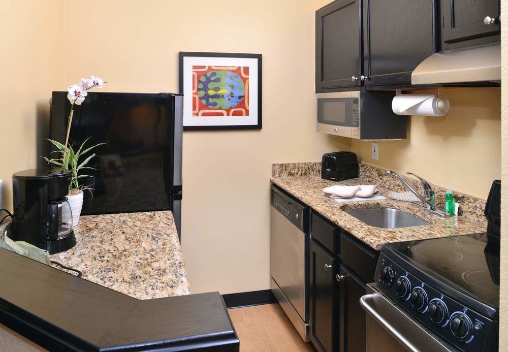 Towneplace Suites By Marriott Miami Airport W Дорел Экстерьер фото